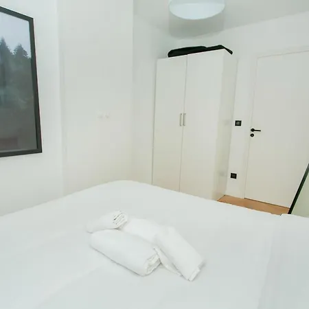 Apartment Haussmann - 2br Near Champs-elysees - Cityapartmentstay