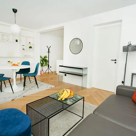 Haussmann - 2br Near Champs-elysees - Cityapartmentstay * Paris